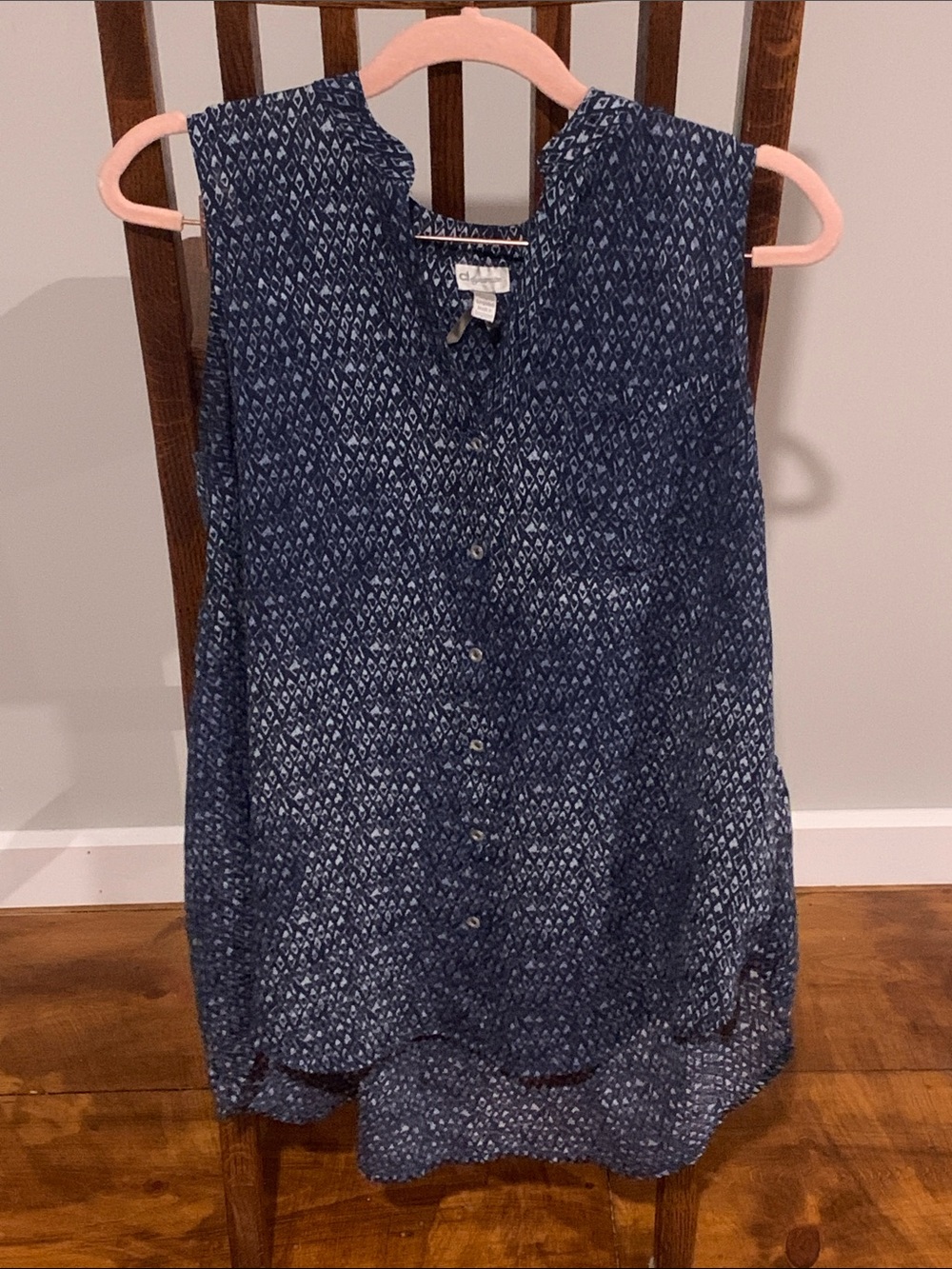 Dynamite Navy Printed Sleeveless Button-Up Camisole